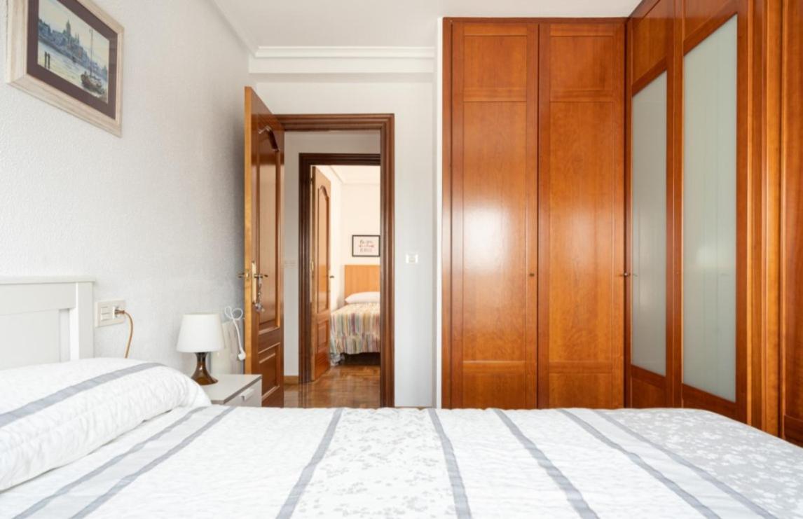 Myhousespain - Luminoso Piso Junto Al Centro Gijón Exteriör bild